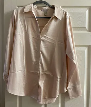 H&M Silky Top thumbnail 1