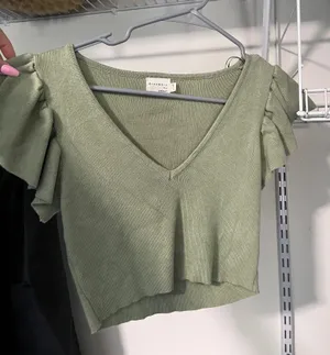 Dry Goods green cropped ruffle top  thumbnail 1