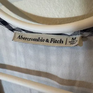 Abercrombie & Fitch Gingham Faux Wrap Mini Dress Womens Size‎ M Navy White thumbnail 4