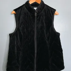 Croft & Barrow Black Quilted Velour Women’s Zip-Up Vest Large thumbnail 2