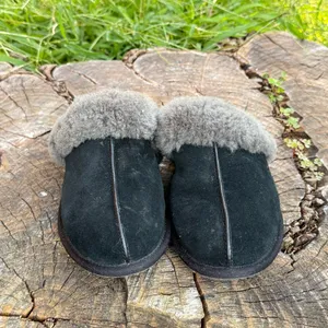 UGG Slippers UGG Women's Scuffette II Slippers Black/Grey Select Size 7 thumbnail 2