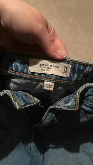 *Well Loved* Abercrombie & Fitch Curve Love Mom Jeans 31/12 thumbnail 2