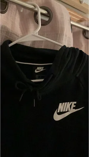 Nike Hoodie Sweatshirt thumbnail 2