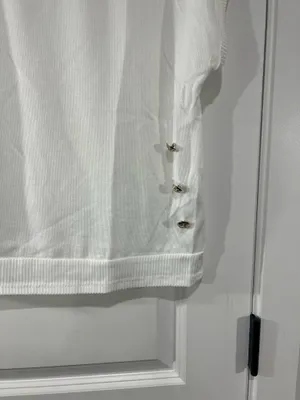 SheIn White short sleeve top with Gold Button detail thumbnail 7