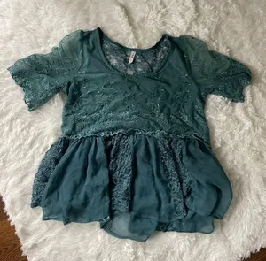 Sheer Emerald Green Embroidered Top size S thumbnail 3