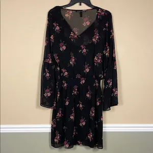 White House Black Market Women’s Boho Floral Print Flared Long Sleeve Dress thumbnail 6
