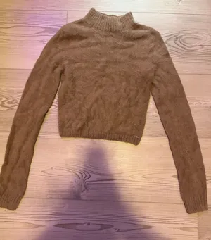 Hollister Fuzzy Mock Neck Cropped Sweater thumbnail 1