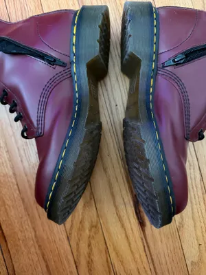 Dr. Martens Vintage 1B60 20-eye knee-high boots cherry smooth red oxblood Sz 9 Tall Lace-Up Leather Moto Combat Burgundy goth Rare thumbnail 10