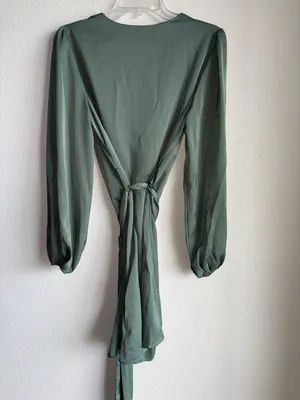 Pretty Garden Green‎ Satin Dress Size Medium thumbnail 3