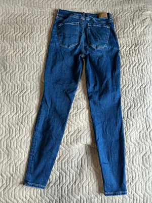American Eagle Jeans thumbnail 3