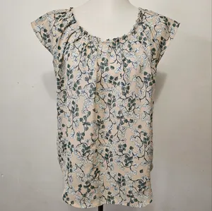 LC Lauren Conrad Blush Floral Pleated Tie Back Blouse Size Medium thumbnail 2