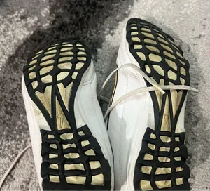 Nike Sneaker thumbnail 4