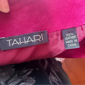 Tahari Fuchsia A-Line Skirt 100% Leather Suede Size 10 thumbnail 6