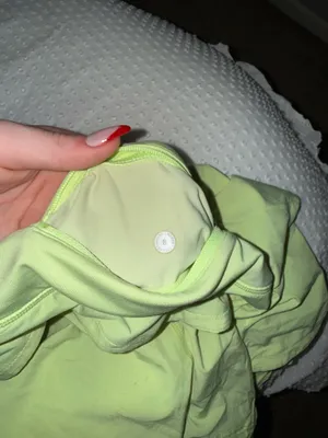 Lululemon Shorts Speed Up 4" High-Rise thumbnail 3