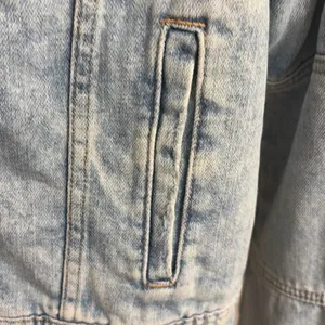 ✨FREE PEOPLE RUMORS LIGHT WASH DENIM SZ MEDIUM JACKET✨ thumbnail 8