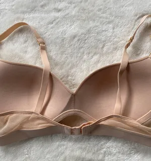 Lively Wireless Bra Size 34 B thumbnail 2