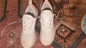 Nike AIR MAX 270 WHITE-MED SOFT PINK-PEARL PINK SZ 8.5 ATHLETIC SHOES thumbnail 4