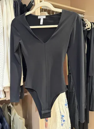 Leith Black Long-Sleeve V-Neck Stretch Bodysuit thumbnail 1