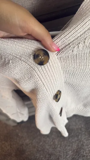 Moon & Maddison Sweater Cropped thumbnail 4