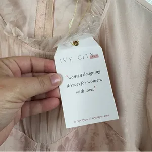 Ivy City Co NWT‎ Last Songbird Pink Fairy Whimsical Modest Midi Dress Medium thumbnail 10