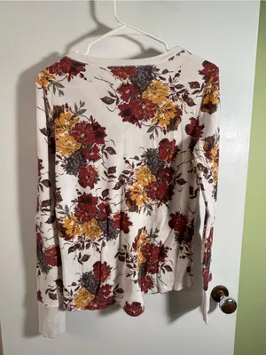 Time and Tru Women’s Size Large 12-14 Thermal Henley Top Long Sleeve White‎ thumbnail 6