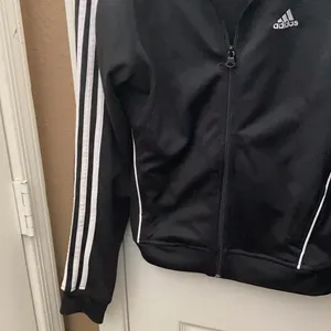 FINAL MARKDOWN Ladies Adidas track jacket medium thumbnail 2