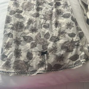 Vanity Fair Vintage 90s White Black Floral Nylon Lace Low Rise Midi‎ Slip Skirt thumbnail 3