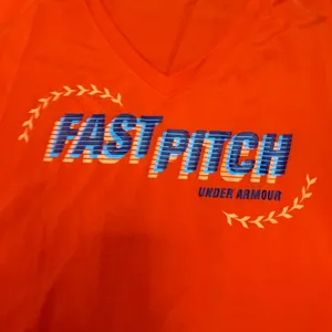 Under Armour Fast Pitch Women's Red Long Sleeve Athletic Top thumbnail 4