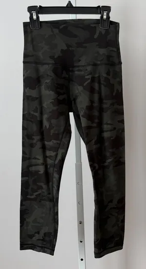 Lululemon sz 4 Align High Rise Leggings 21 Camo Heritage 365‎ Deep Coal Multi thumbnail 1