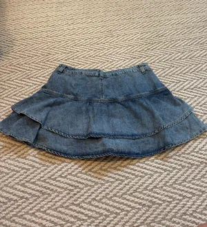 Windsor Ruffle Jean skirt thumbnail 2