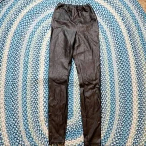 Aritzia‎ Leggings thumbnail 4
