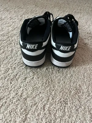 Nike Panda Dunk Low Women’s 9 thumbnail 3