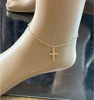 Stylish Gold Cross Charm Anklet thumbnail 2