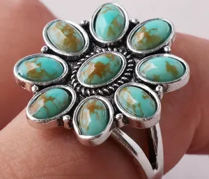 & Other Stories Women’s Gorgeous Vintage Design Stainless Steel Flower Design Ring - Size 7 thumbnail 4