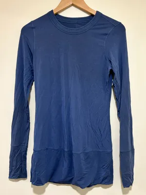 Lululemon Rule the Day Long Sleeve in Code Blue Size 6 Small thumbnail 3