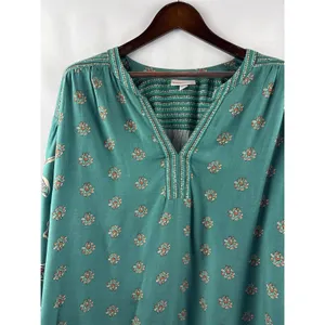 Women’s Knox Rose Size 1X Green Abstract Patterned Blouse thumbnail 2