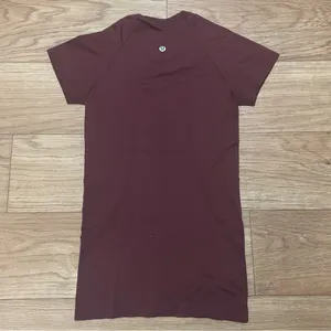 Lululemon Swiftly Tech Short-Sleeve Shirt 2.0 thumbnail 4