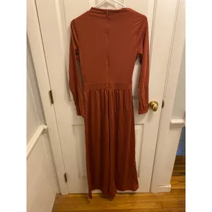 Brand New Halara Women's Size Small Burnt Orange Long Sleeve Dress Midi thumbnail 4
