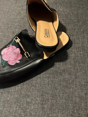 Catherine Malandrino Black Leather Slip-On Mules with Pink Rose Embroidery thumbnail 2