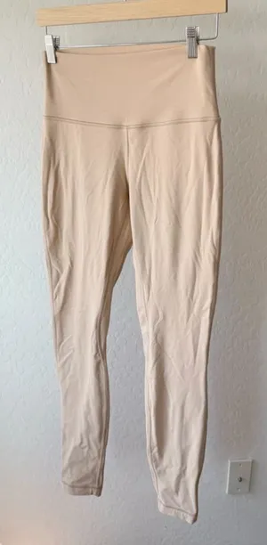 Lululemon align high rise thumbnail 1