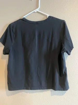 Lululemon T-Shirt 8 thumbnail 2