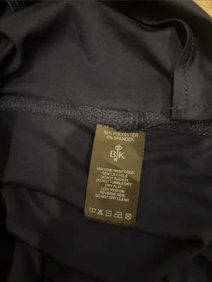 Belyn Key Navy Sleeveless Polo Top with White Collar thumbnail 5