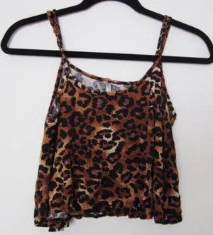 Heart & Hips Cheetah Print Crop Top thumbnail 5
