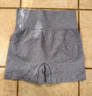 Amazon Gray Seamless High-Waisted Workout Shorts thumbnail 1