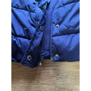 Old Navy Women's Navy Blue Puffer Vest Full Zip with Snaps‎ Pockets Size XS City thumbnail 4