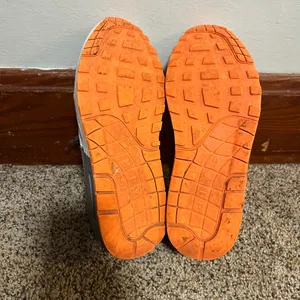 Nike Blue and Orange Athletic Shoes Air Max 1 thumbnail 4