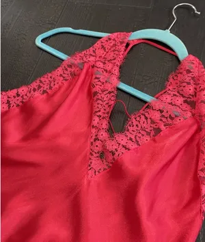 Victoria’s Secret Red Nightie Lingerie Medium Plunge Back V-Neck Lace Accents thumbnail 3