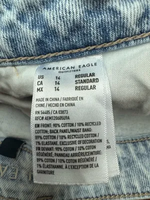 American Eagle Strigid Light Wash Mom Jeans Size 14 thumbnail 7
