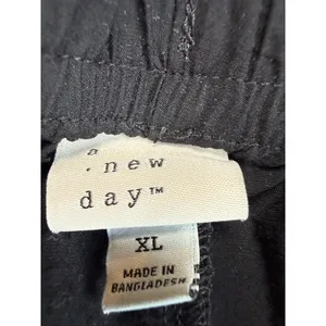 A‎ New Day Black Wide Leg Cropped Pants Elastic Paperbag Waist XL VN1247024 thumbnail 3