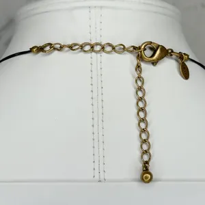 Chico's Black and Red Beaded Triple Strand Wire Gold Tone Necklace ✨ thumbnail 8